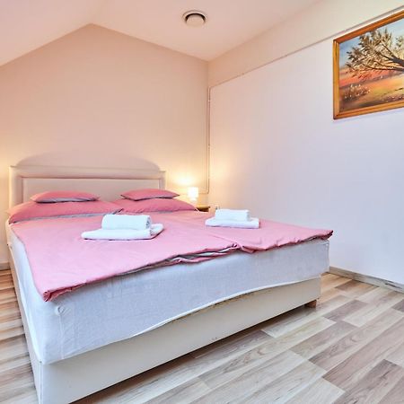 ADA Apartmanház Hajduszoboszlo Ngoại thất bức ảnh