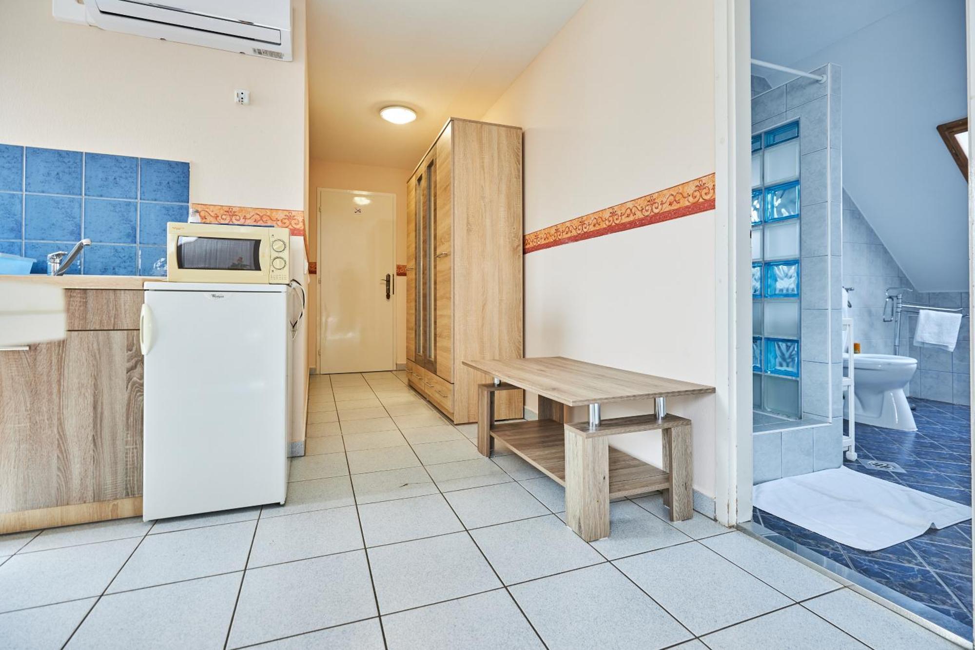 ADA Apartmanház Hajduszoboszlo Ngoại thất bức ảnh