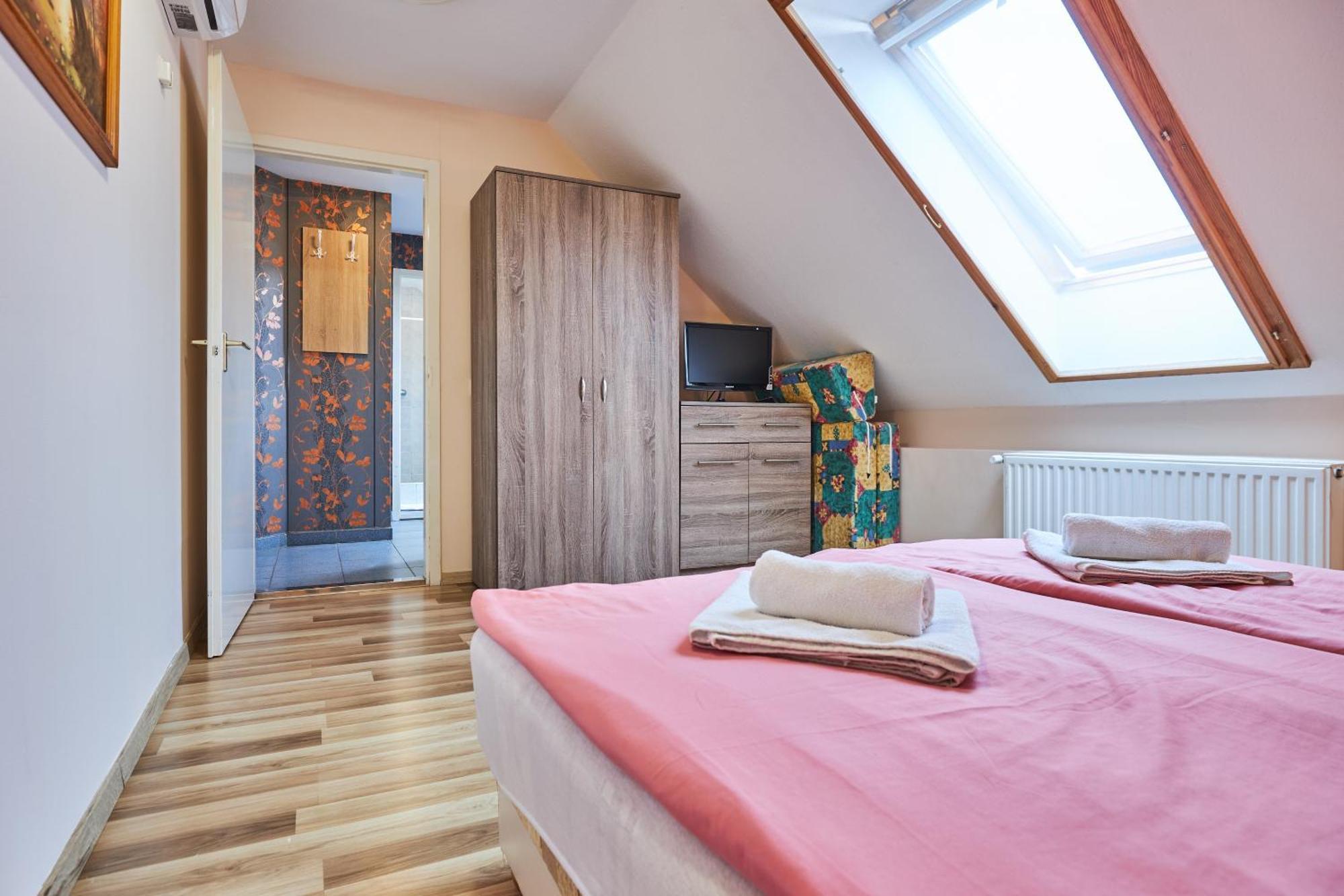 ADA Apartmanház Hajduszoboszlo Ngoại thất bức ảnh