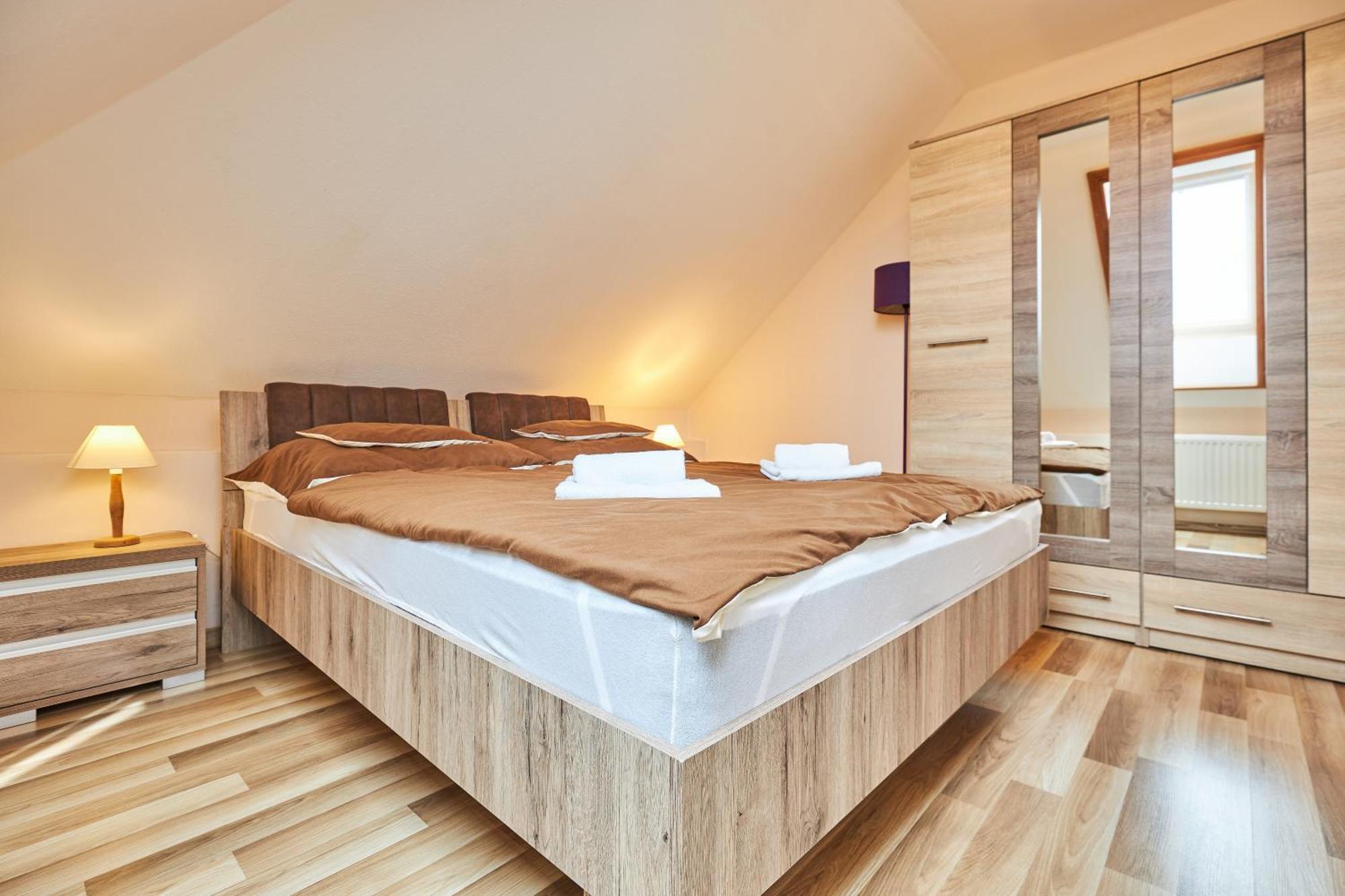 ADA Apartmanház Hajduszoboszlo Ngoại thất bức ảnh